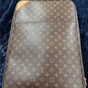 Louis Vuitton Monogram Canvas Travel Bag